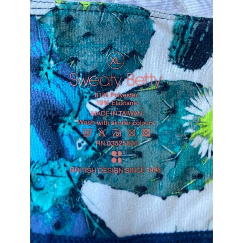 Sweaty Betty Soft Cropped Leggings Cactus Design Size XL